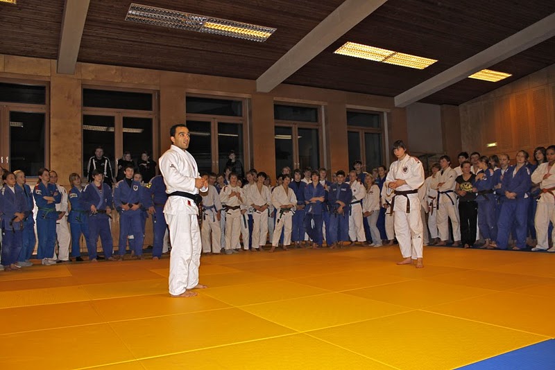 vb_amjad_8300.jpg (88973 Byte)