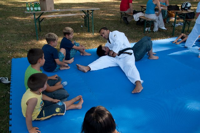 tag_des_kindes_2011_09-11_wat_03.jpg (68807 Byte)