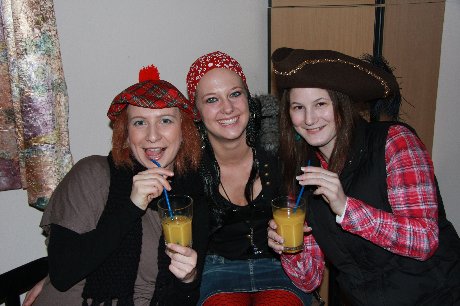 fasching_2010_veronika_027.JPG (37884 Byte)