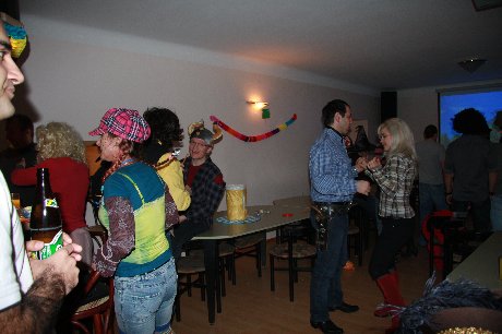 fasching_2010_veronika_040.JPG (32453 Byte)