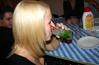 oktoberfest_06_98.jpg (20721 Byte)