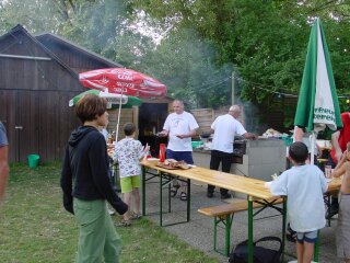 grillen3.jpg (24678 Byte)