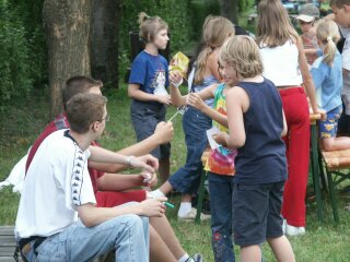 teebeutelwerfen1.jpg (23444 Byte)